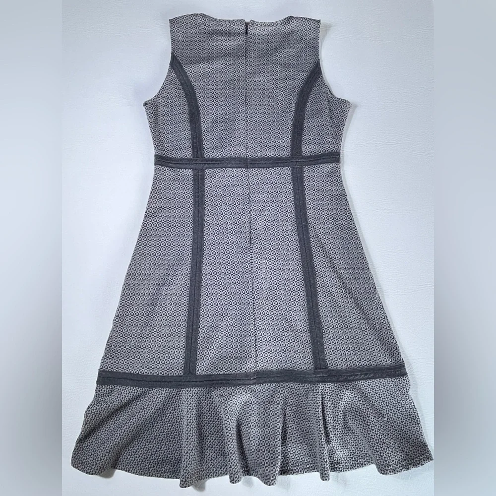Anthropologie Tabitha Black Grey Textured Stretch Flutter Flounce Dress Size 8 - Picture 3 of 11